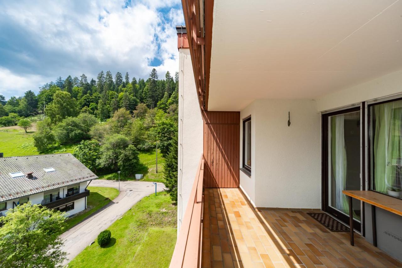 Schwarzwaldsuite Mit Panorama Waldblick Enzklösterle Exterior foto